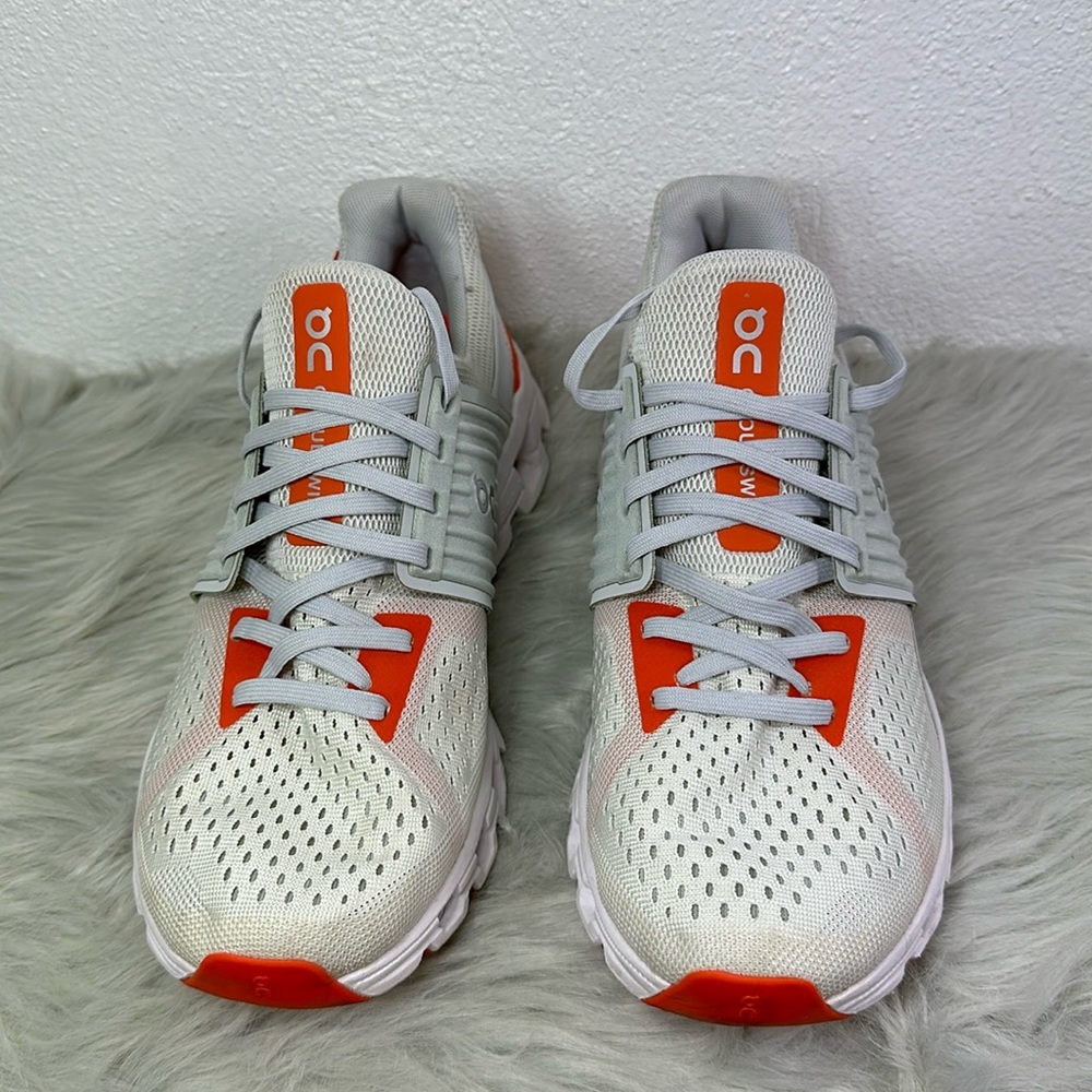 ON cloud swift Size M8.5 U.S